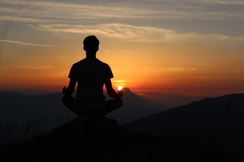 meditar também ajuda gerar dopamina